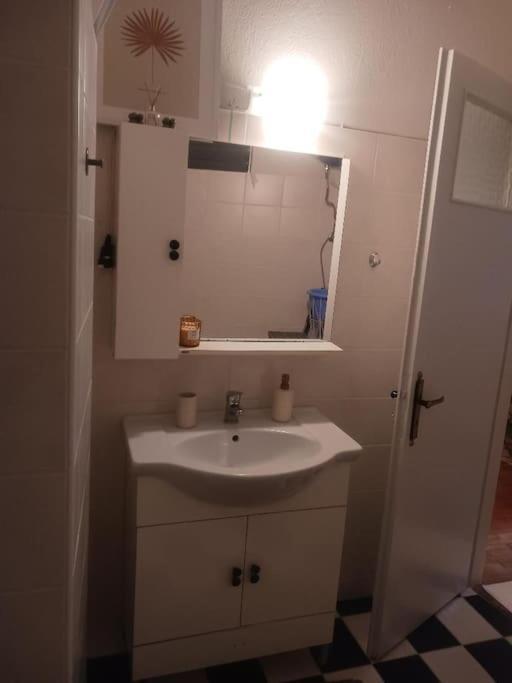 Beautiful Downtown Studio! Ιωάννινα Εξωτερικό φωτογραφία