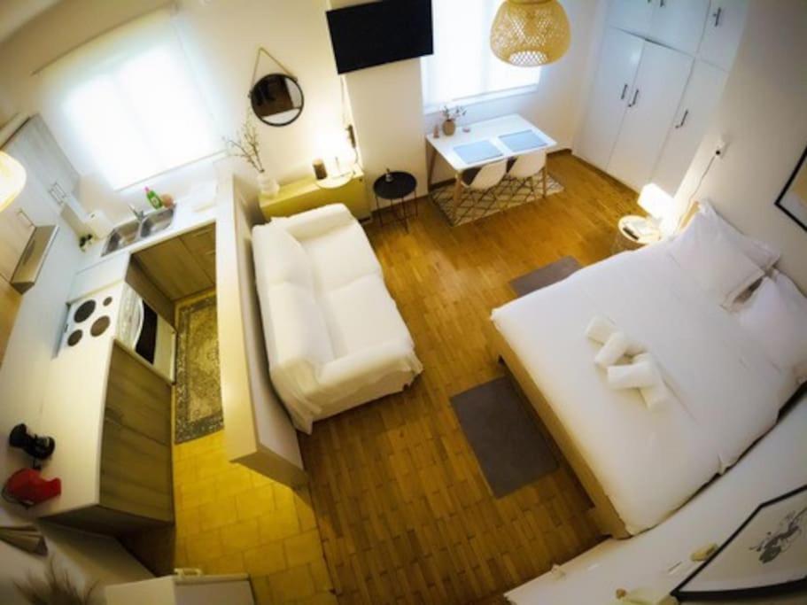 Beautiful Downtown Studio! Ιωάννινα Εξωτερικό φωτογραφία